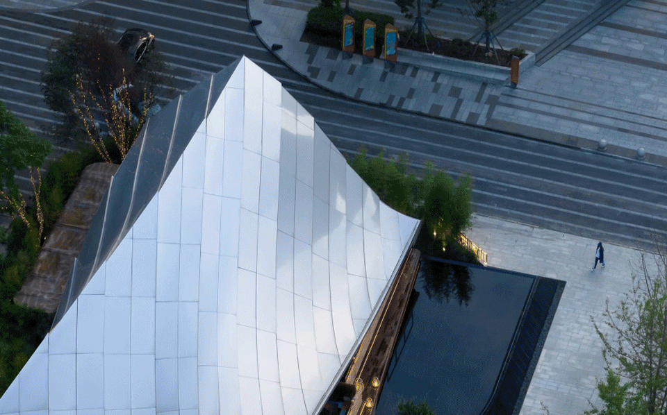 什么是雙曲鋁單板？備受設(shè)計師青睞的幕墻材料。