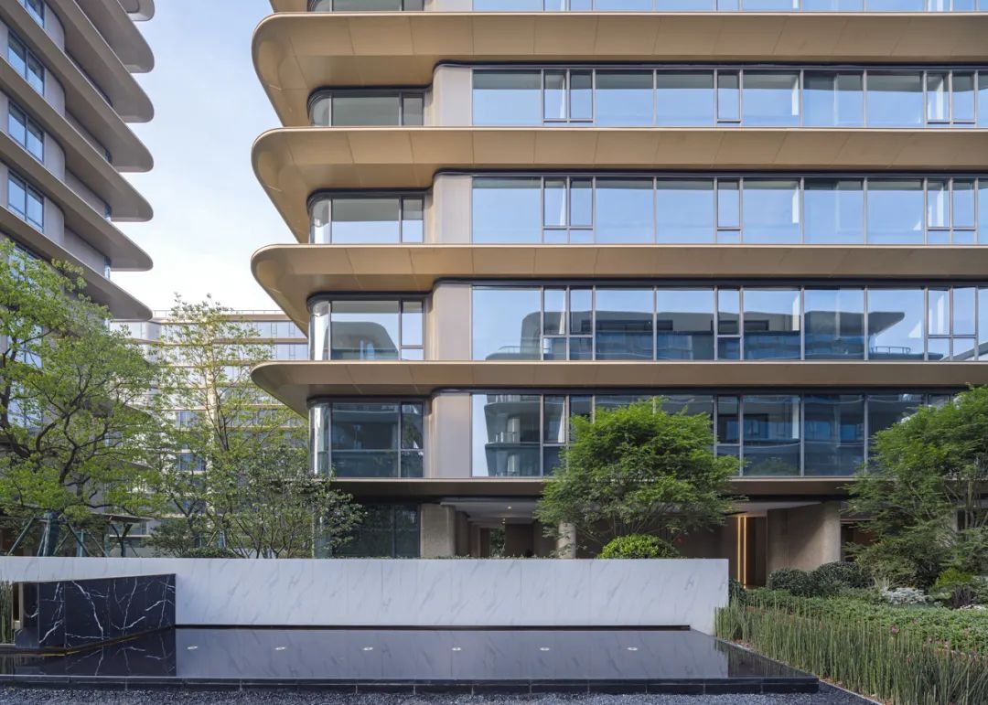 住宅立面：“玻璃幕墻、高級感”的幾種做法（一）。